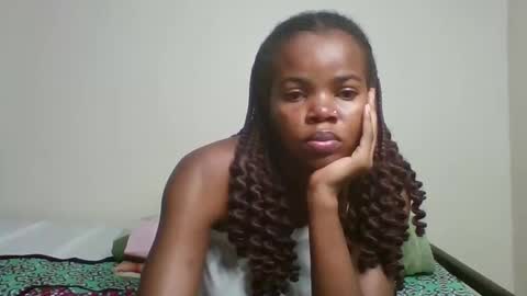 Snapshot of sassybrown26 chatting on November 27, 10:39 am sassy online show from November 27, 10:39 am