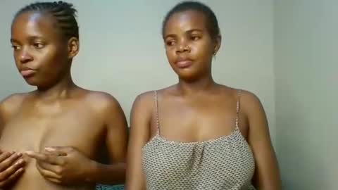 Snapshot of sassybrown26 chatting on December 14, 10:53 am sassy online show from December 14, 10:53 am