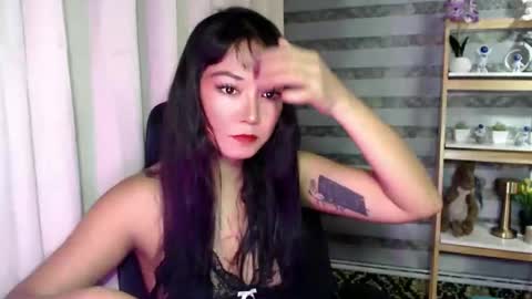 sassy love online show from February 4, 8:09 am