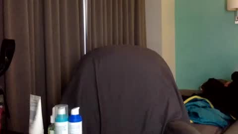 Snapshot of sassykitttykat chatting on October 28, 10:52 am sassykitttykat online show from October 28, 10:52 am