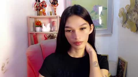 Snapshot of sassynrich chatting on June 12, 2:32 am sassynrich online show from June 12, 2:32 am