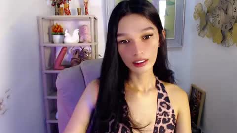 Snapshot of sassynrich chatting on June 26, 11:03 am sassynrich online show from June 26, 11:03 am
