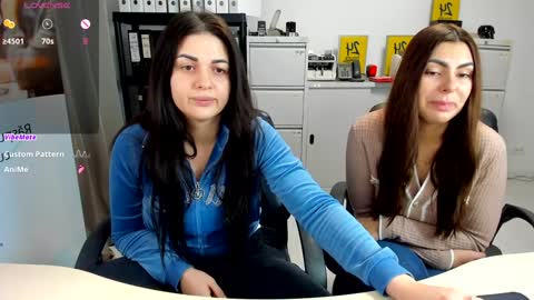 sassytiff online show from December 23, 3:44 pm