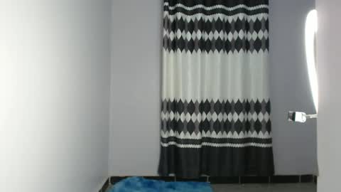 Snapshot of sassyvece12 chatting on February 23, 9:45 pm Sassy online show from February 23, 9:45 pm