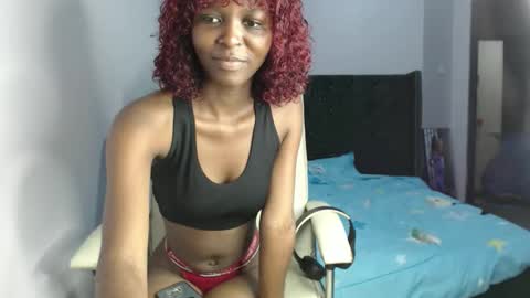 Snapshot of sassyvece12 chatting on April 7, 3:56 pm Sassy online show from April 7, 3:56 pm