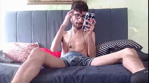 sasuke_bigcock online show from June 10, 1:54 pm