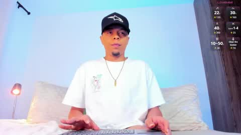     online show from June 7, 10:24 pm