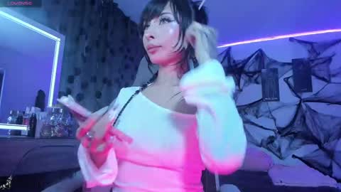 Snapshot of satanbabee_ chatting on October 3, 11:46 pm im expecting 300 thumbs up on my altar online show from October 3, 11:46 pm