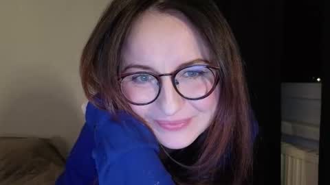 Snapshot of satin_sin chatting on February 19, 9:22 pm Lori online show from February 19, 9:22 pm