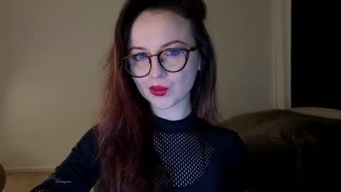 Snapshot of satin_sin chatting on March 22, 6:33 pm Lori online show from March 22, 6:33 pm