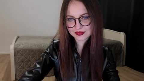Snapshot of satin_sin chatting on March 28, 6:40 pm Lori online show from March 28, 6:40 pm