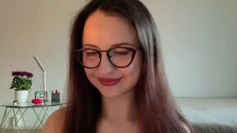 Lori online show from May 21, 6:26 pm