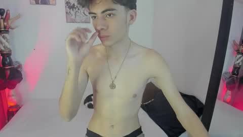 satosh_y online show from January 10, 3:27 pm