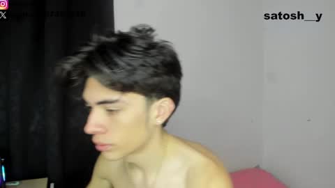 satosh_y online show from January 21, 3:59 am