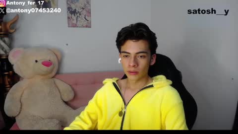 satosh_y online show from January 31, 2:48 am