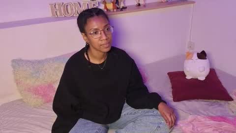 Snapshot of saturno_vibes chatting on February 27, 8:47 am saturno_vibes online show from February 27, 8:47 am