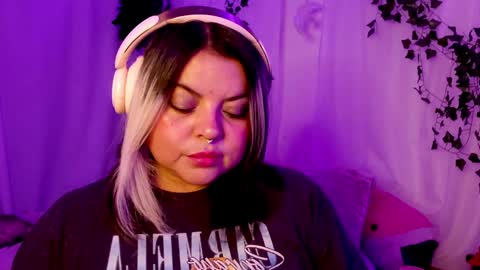 Gina George online show from December 7, 11:12 pm