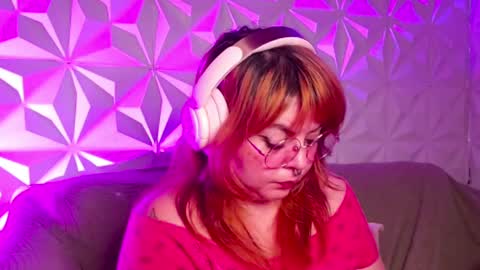 Gina George online show from September 17, 11:39 pm