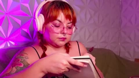 Gina George online show from September 20, 11:28 pm