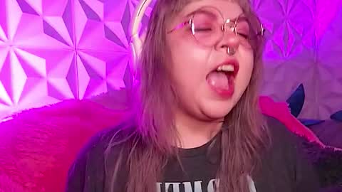 Gina George online show from November 8, 12:11 am