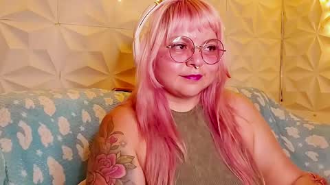 Gina George online show from June 2, 12:34 am