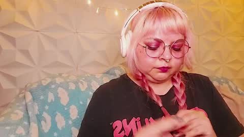 Gina George online show from June 6, 2:49 am