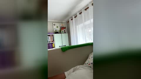 Snapshot of satyryconus chatting on April 19, 1:21 pm satyryconus online show from April 19, 1:21 pm