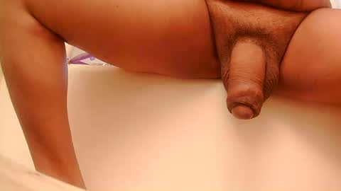 ElVergone online show from March 9, 7:05 pm