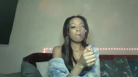 Snapshot of saucy_shanice chatting on February 27, 7:47 pm Shaniiice online show from February 27, 7:47 pm