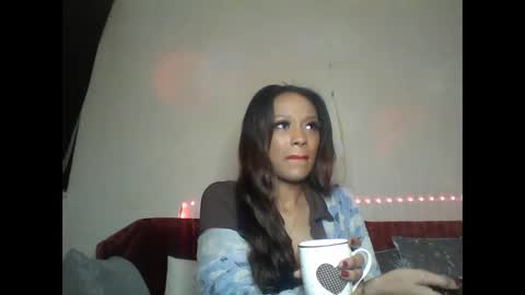 Snapshot of saucy_shanice chatting on March 3, 7:28 pm Shaniiice online show from March 3, 7:28 pm