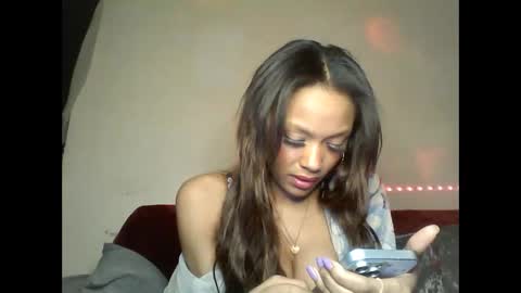 Snapshot of saucy_shanice chatting on March 11, 7:03 pm Shaniiice online show from March 11, 7:03 pm
