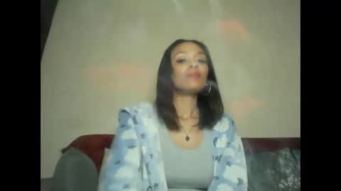 Snapshot of saucy_shanice chatting on September 11, 9:37 pm Shaniiice online show from September 11, 9:37 pm