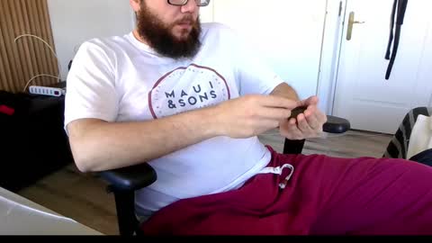 Ben online show from December 1, 8:09 pm