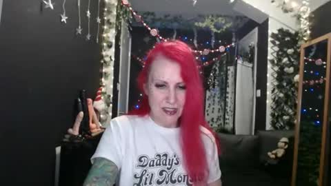 SaucySky online show from January 2, 9:18 pm