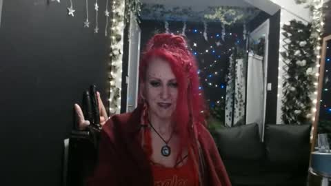 SaucySky online show from February 9, 3:32 am