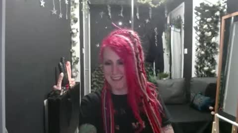 SaucySky online show from September 9, 9:58 pm