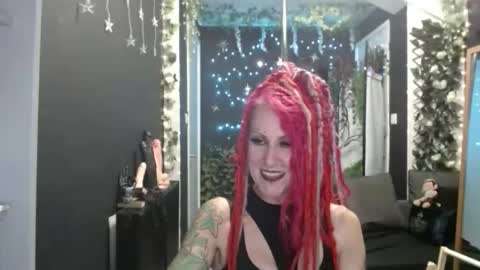 SaucySky online show from October 1, 8:48 pm