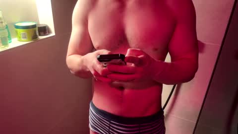 Snapshot of sausage_and_eggs chatting on February 20, 9:31 pm sausage_and_eggs online show from February 20, 9:31 pm