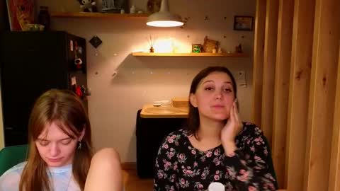 Snapshot of sav_anna chatting on September 21, 6:20 pm LUNA and ANNA online show from September 21, 6:20 pm