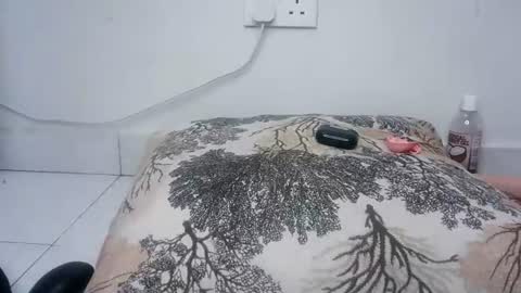 lesley online show from July 27, 5:09 pm