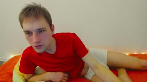 Snapshot of savak_hottie chatting on January 7, 10:30 pm Savak Laakem online show from January 7, 10:30 pm