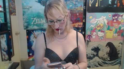 Savanah online show from February 12, 10:38 pm