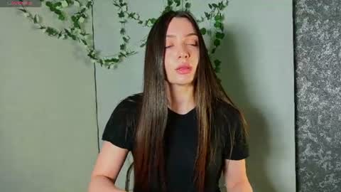 savannah_h online show from June 14, 8:11 pm