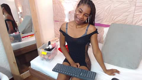 savory_pussy18 online show from December 14, 12:44 pm