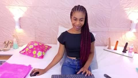 Snapshot of savory_pussy18 chatting on September 22, 2:41 pm savory_pussy18 online show from September 22, 2:41 pm