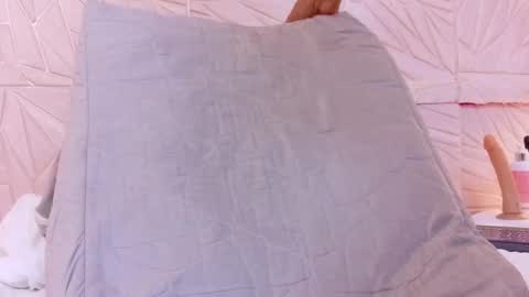 Snapshot of savory_pussy18 chatting on October 9, 2:15 pm savory_pussy18 online show from October 9, 2:15 pm