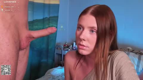 Say and kiss online show from October 21, 9:37 pm