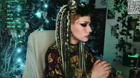 pronoun she. name Mary. age 21. online show from January 7, 11:18 pm