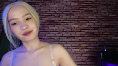 Snapshot of saya_lin chatting on November 14, 10:29 pm Saya online show from November 14, 10:29 pm