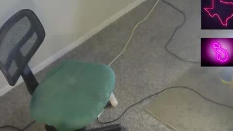 Cait or Caitlin online show from December 19, 7:48 am